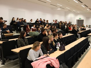 2025-12-03 18-07-59.jpeg